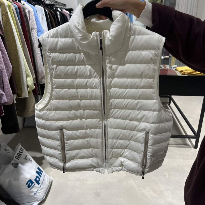 BROT東大門㊣直郵女裝新品真品休閑時尚熱賣職業25秋冬馬甲鵝絨BROT馬甲