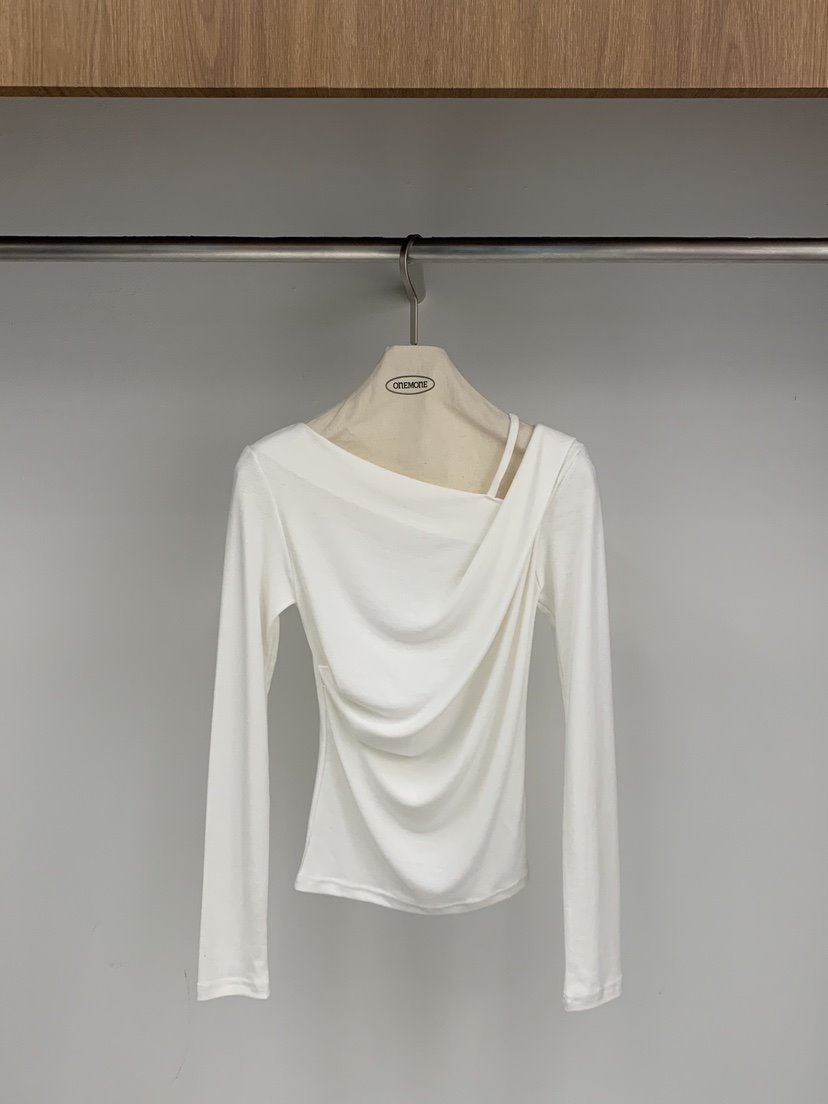 ONE MONE東大門㊣實拍女士新品真品休閑時尚推薦人氣長袖T恤ONE MONE長袖T恤