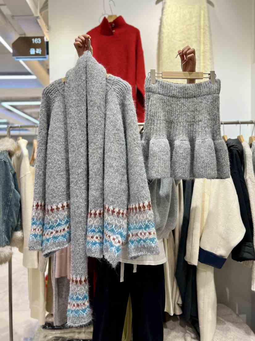 OLA韓國代購㊣女士新款人氣25秋冬熱賣時尚職業休閑套裝三件套mellor/OLA套裝