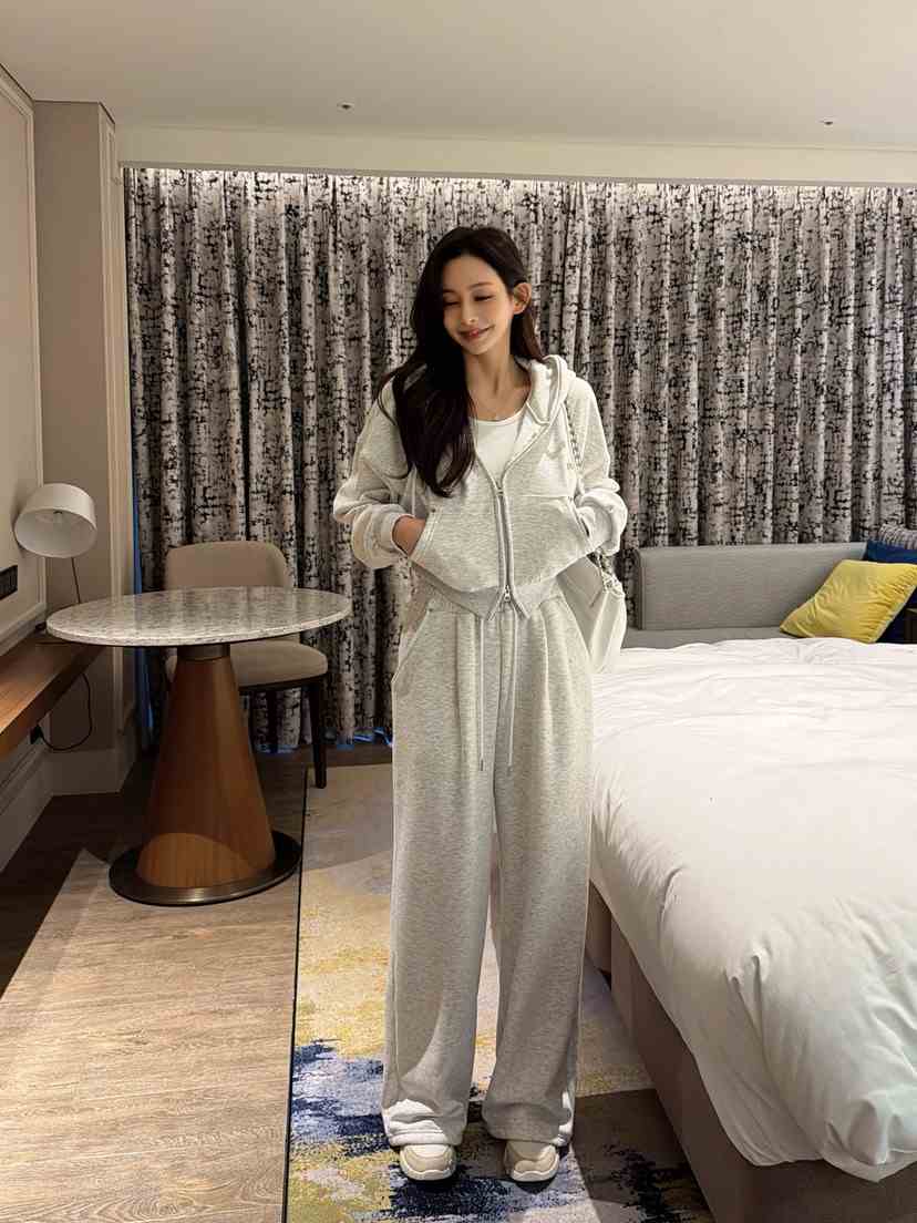 CLOTH東大門㊣實拍女裝新品真品25秋冬休閑推薦套裝加絨套裝CLOTH套裝