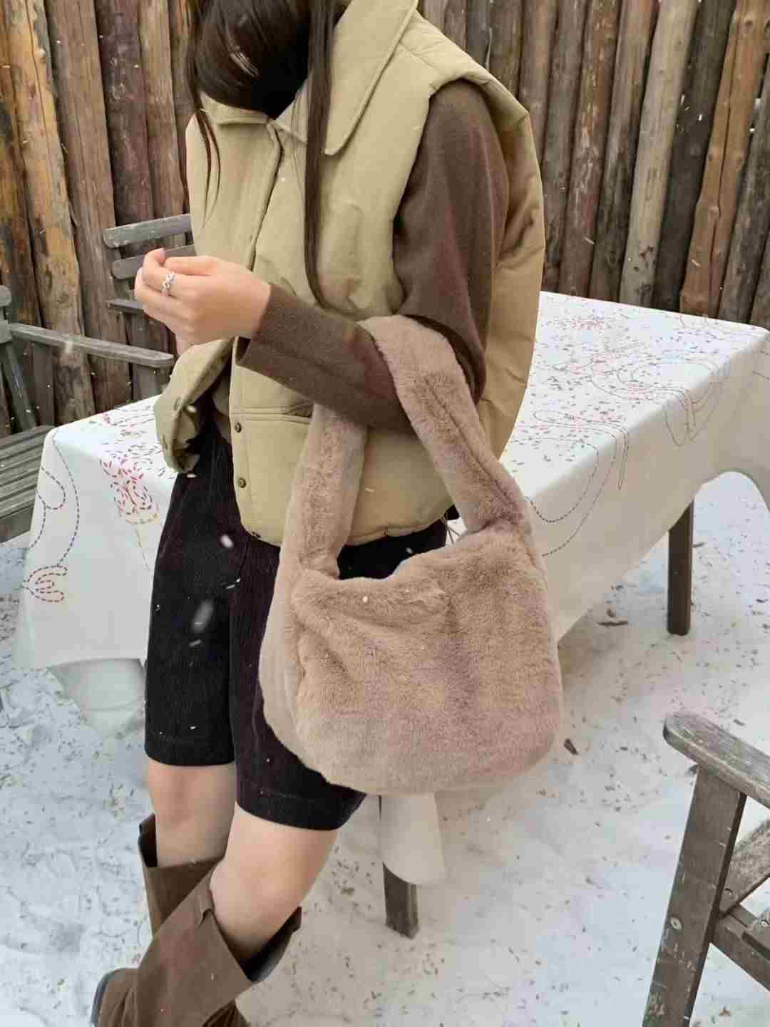 ORANGE-오렌지-OT韓國直郵㊣女士新款推薦職業手拿包腋下包ORANGE手拿包/腋下包