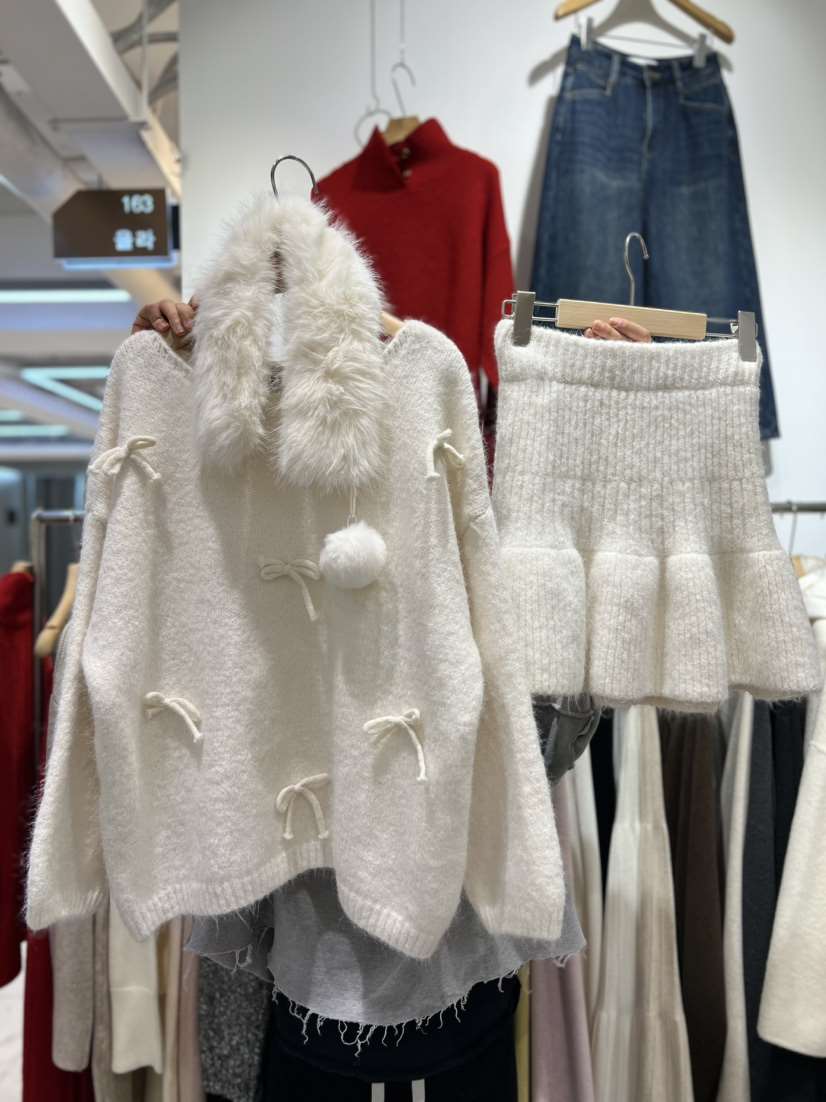 OLA東大門㊣實拍女士新款人氣休閑職業推薦熱賣25秋冬套裝含圍巾mellor/OLA套裝