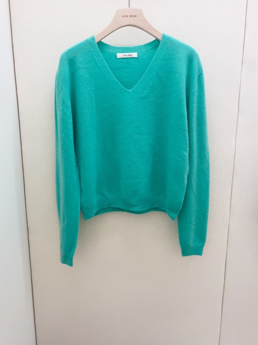 LOVE ROSIE韓國代購㊣女士新品時尚真品職業人氣針織衫V領LOVE ROSIE針織衫
