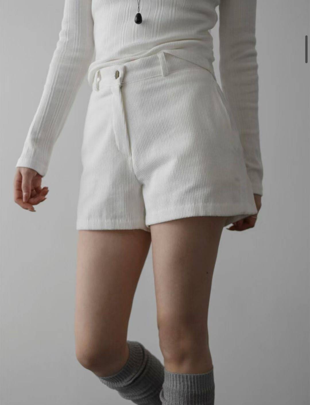 UNSANE韓國直郵㊣女裝新品休閑25秋冬時尚熱賣職業推薦短褲UNSANE短褲