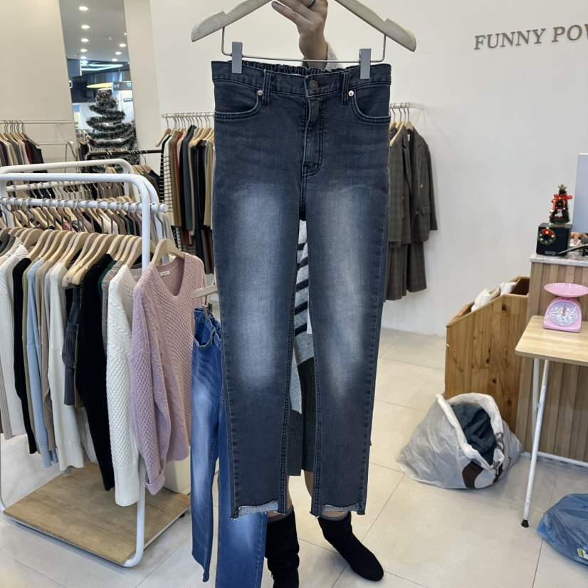 FUNNY POWDER東大門㊣實拍女裝新品職業熱賣真品25秋冬牛仔褲THE FUNNY牛仔褲