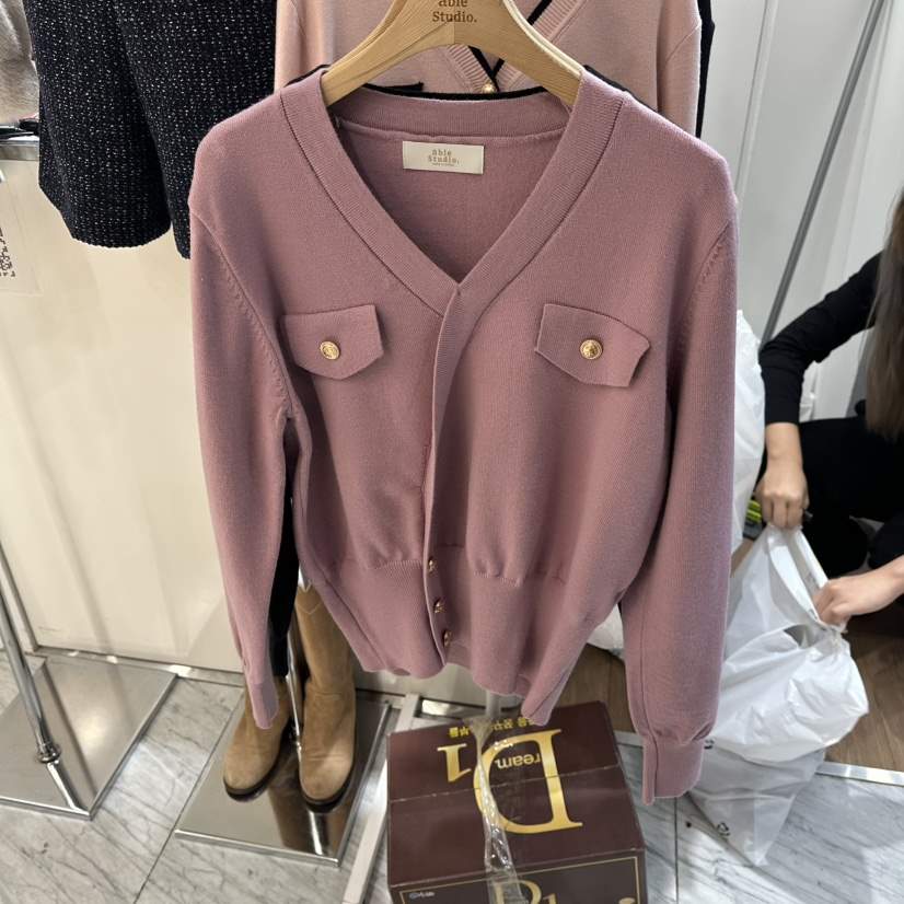 ABLESTUDIO韓國直郵㊣女士新款休閑職業推薦熱賣25秋冬針織衫V領ABLESTUDIO針織衫