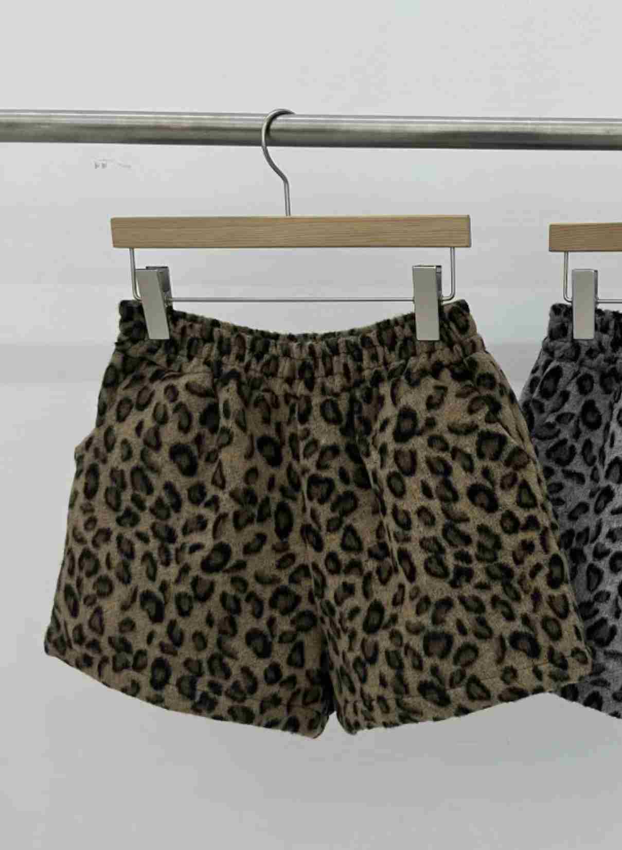 SPARK韓國直郵㊣女裝新款真品25秋冬推薦人氣休閑職業短褲豹紋SPARK短褲