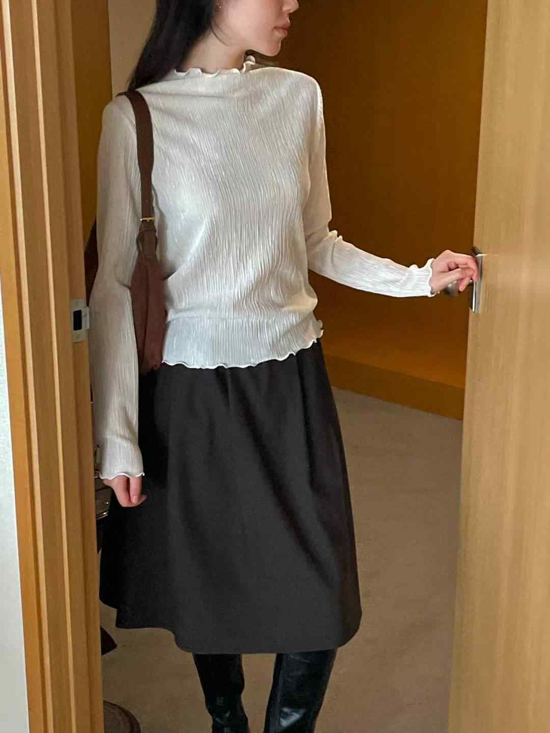 L.REWIND韓國代購㊣女士新品熱賣時尚職業長袖T恤天鵝絨褶裥L.REWIND長袖T恤