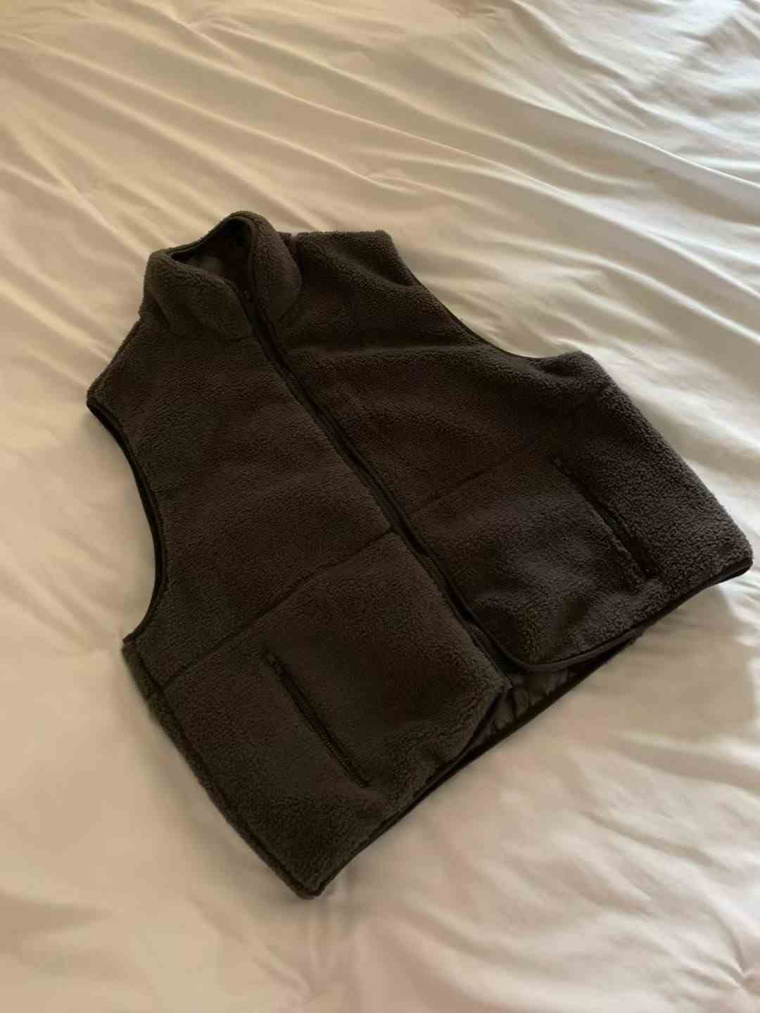 FEVER韓國代購㊣女士新品時尚推薦熱賣25秋冬真品馬甲絎縫絨FEVER馬甲