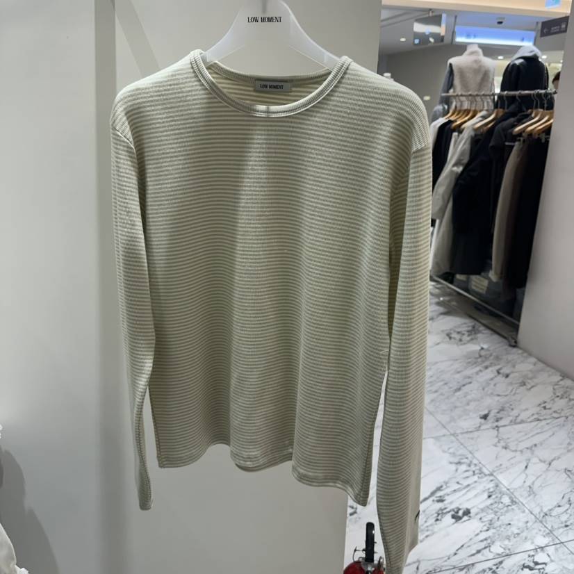 LOW MOMENT韓國直郵㊣女士新品職業真品熱賣休閑長袖T恤春款LOW MOMENT長袖T恤