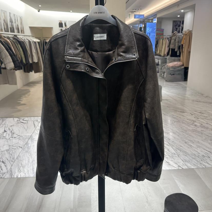 LOW MOMENT韓國代購㊣女裝新款真品人氣熱賣25秋冬夾克春款LOW MOMENT夾克