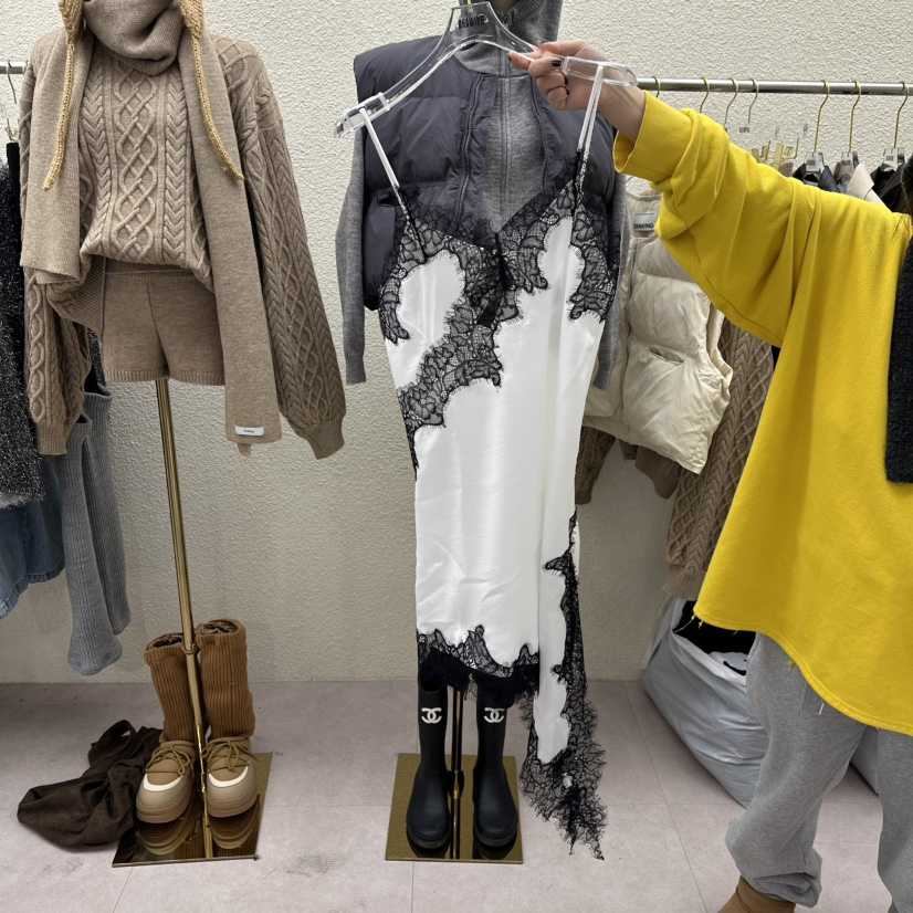 DRAWING東大門㊣直郵女裝新款職業熱賣25秋冬吊帶背心春款蕾絲DRAWING吊帶/背心