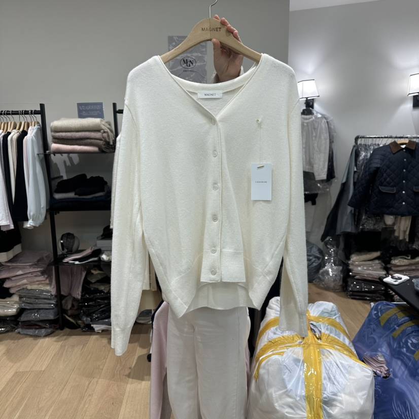 M.G.N㊣東大門代購女士新款真品推薦時尚針織衫V領羊絨春款MAGNET針織衫