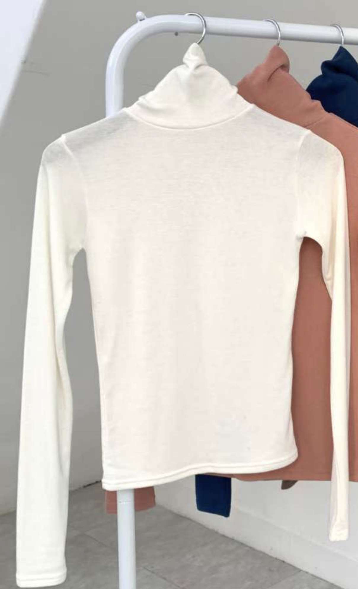 AWESOME-ot韓國代購㊣女裝新款休閑熱賣職業推薦人氣長袖T恤AWESOME-ot長袖T恤