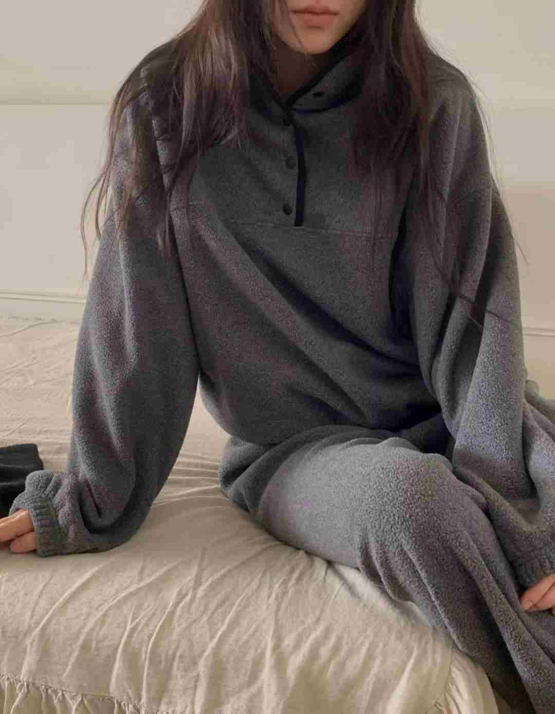 LIBRE東大門實拍女裝新款熱賣職業25秋冬人氣推薦休閑衛衣HAY KNOCK衛衣