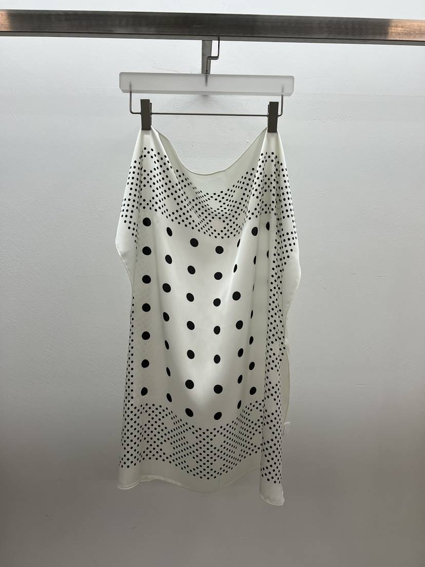 WEARABLE-L韓國代購㊣女裝新款時尚休閑26春夏圍巾披肩春款WEARABLE圍巾/披肩