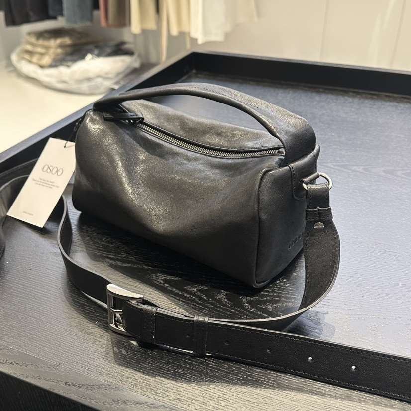 OSOO韓國代購㊣女裝新品時尚職業熱賣推薦休閑單肩斜跨包皮革OSOO單肩/斜跨包