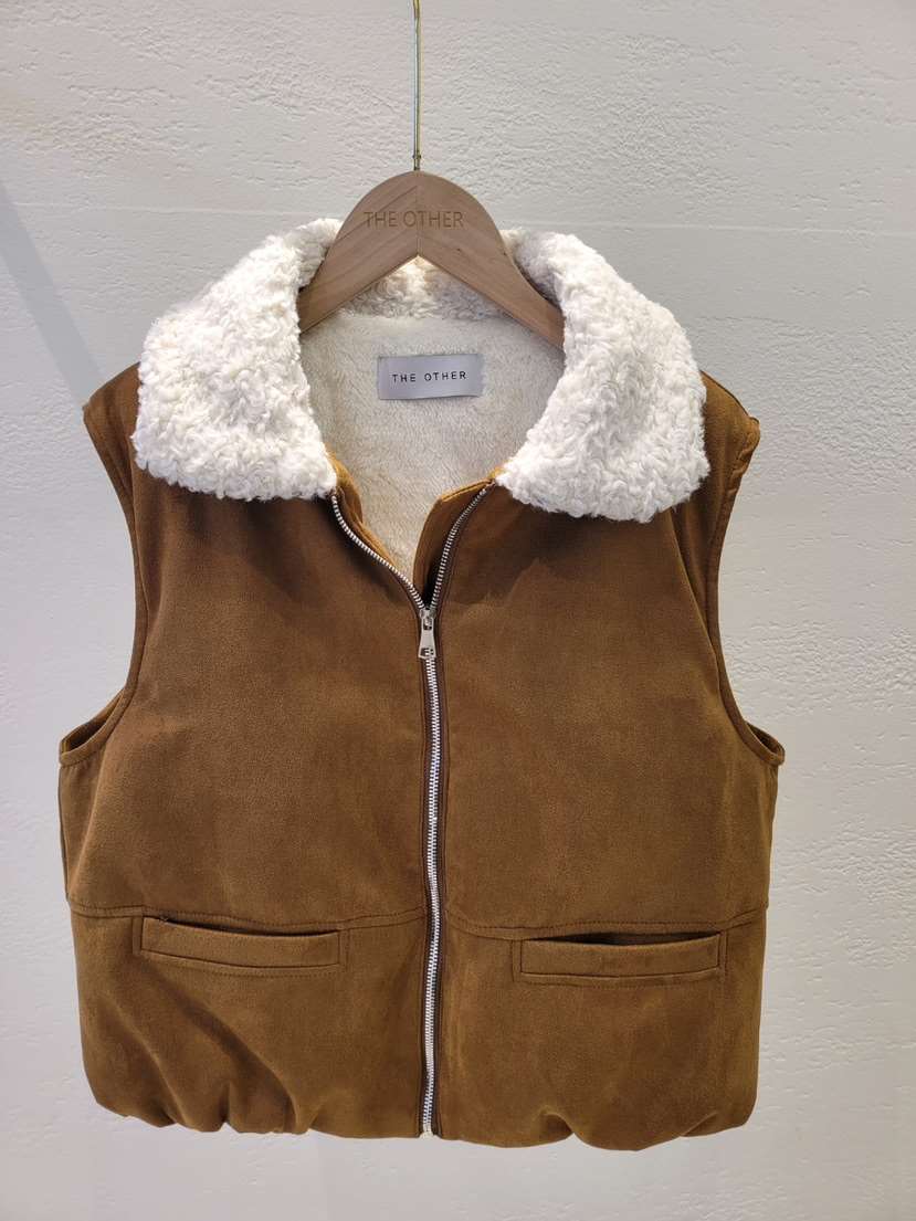 THE OTHER東大門直郵女裝新品真品時尚人氣馬甲皮草春款THE OTHER馬甲