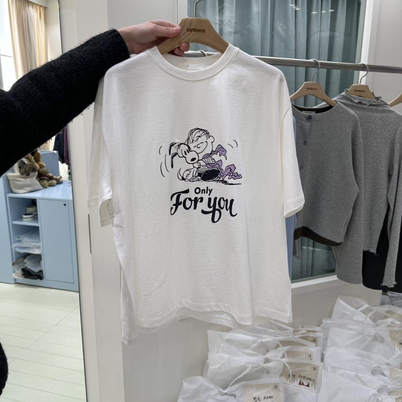 OURMOMENT東大門實拍女裝新款真品人氣時尚休閑職業T恤春款OURMOMENTT恤