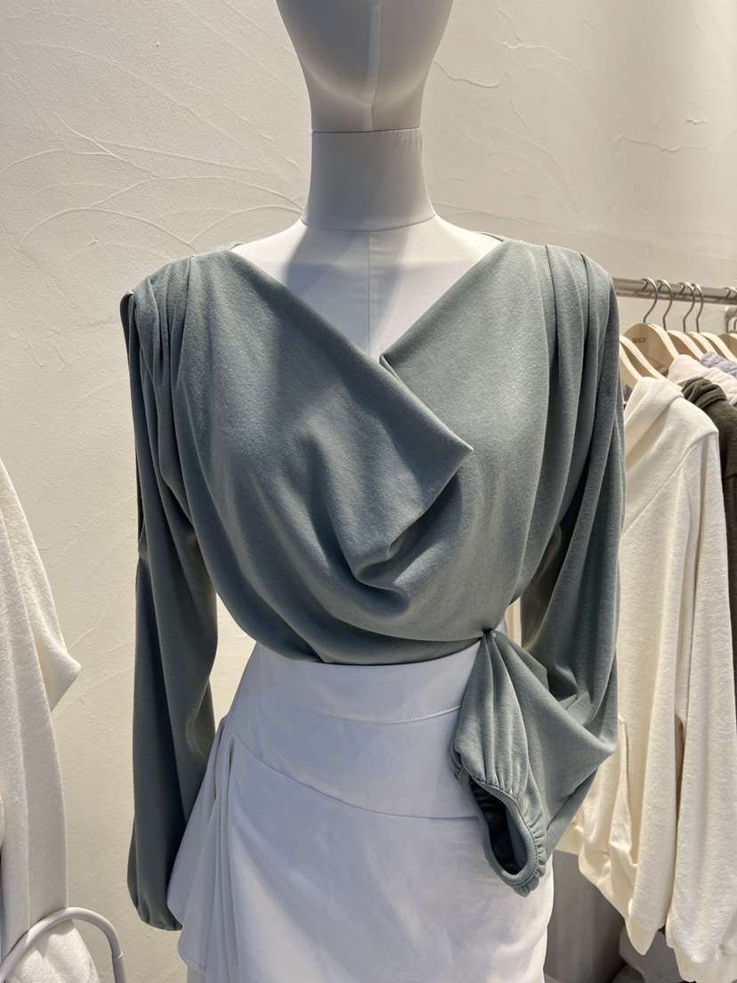 BOLD東大門直郵女裝新品真品推薦職業人氣時尚熱賣長袖T恤BOLD長袖T恤