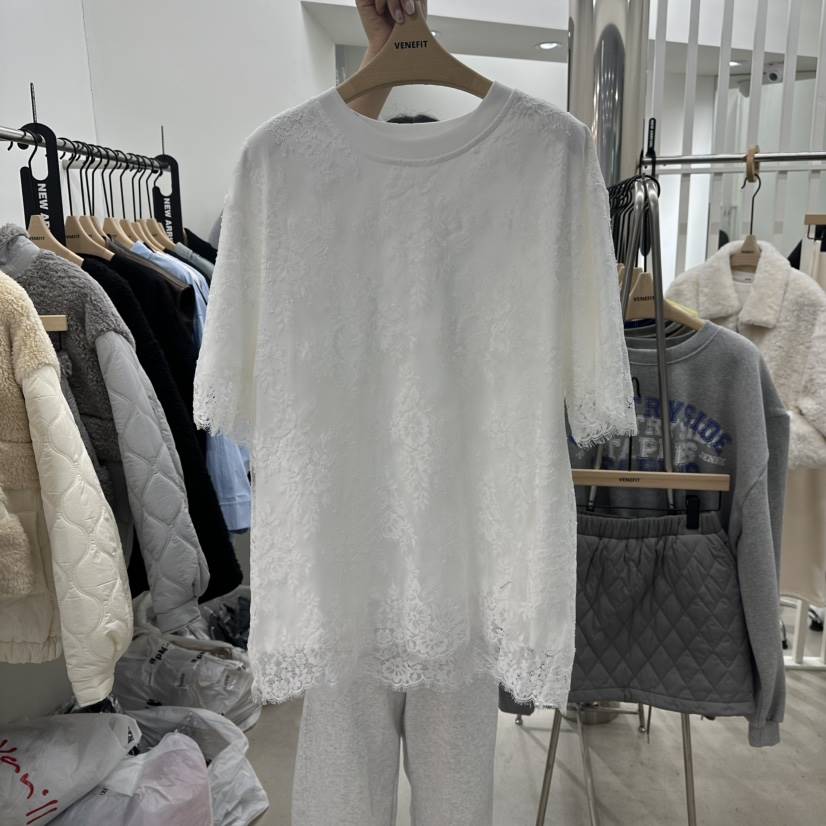 VENEFIT韓國代購女士新款真品人氣熱賣26春夏T恤花朵春款蕾絲VENEFIT/JENNIET恤