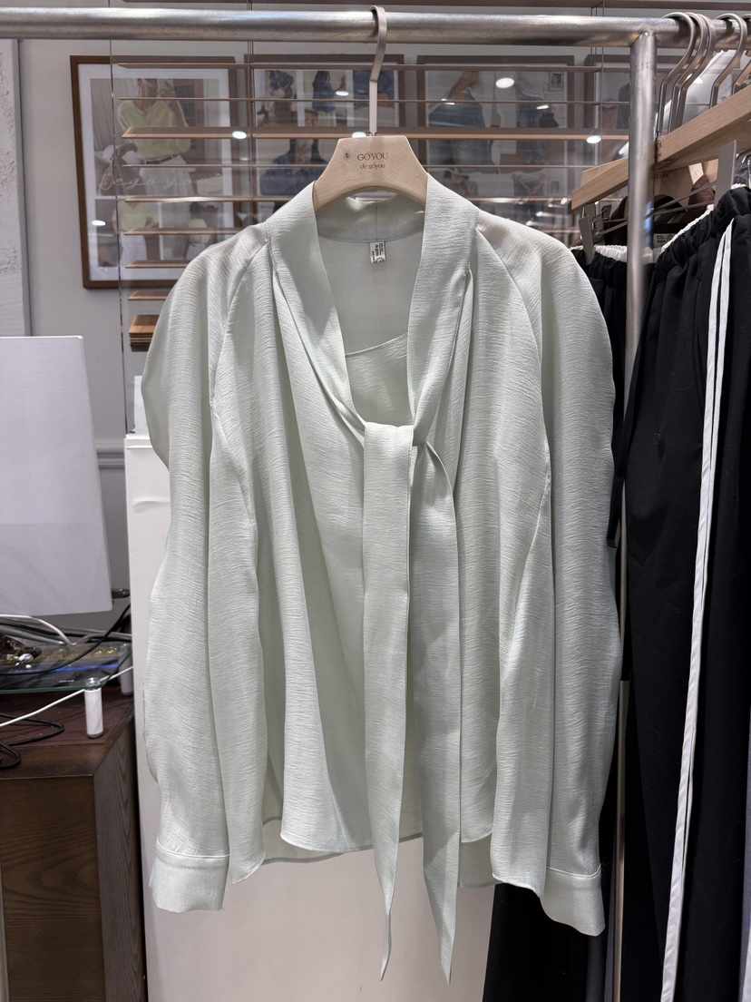 DE GO YOU韓國直郵女士新款職業熱賣推薦襯衫蕾絲衫系帶DE GO YOU襯衫/蕾絲衫