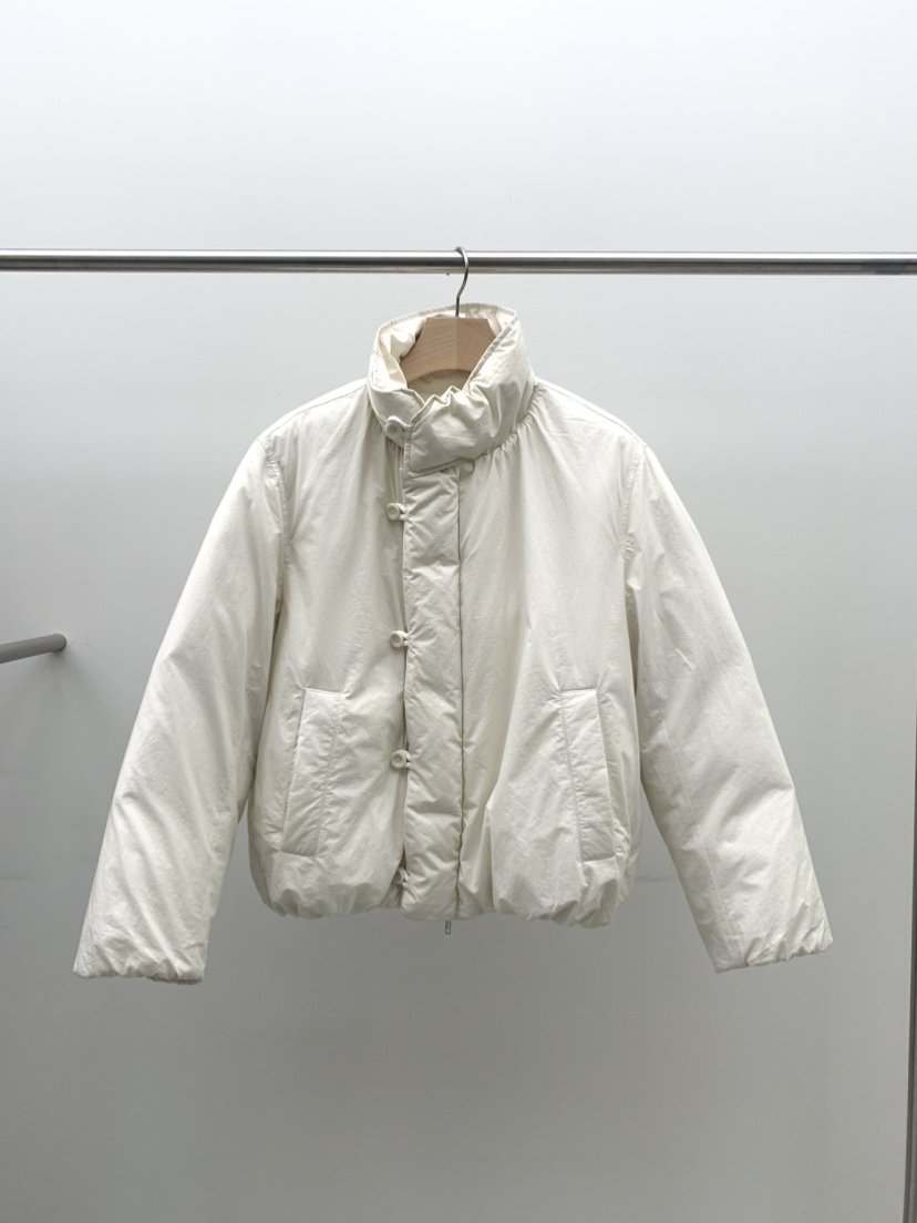 LEGACY BONE韓國直郵女裝新品休閑職業熱賣短款羽絨服打折LEGACY BONE短款羽絨服