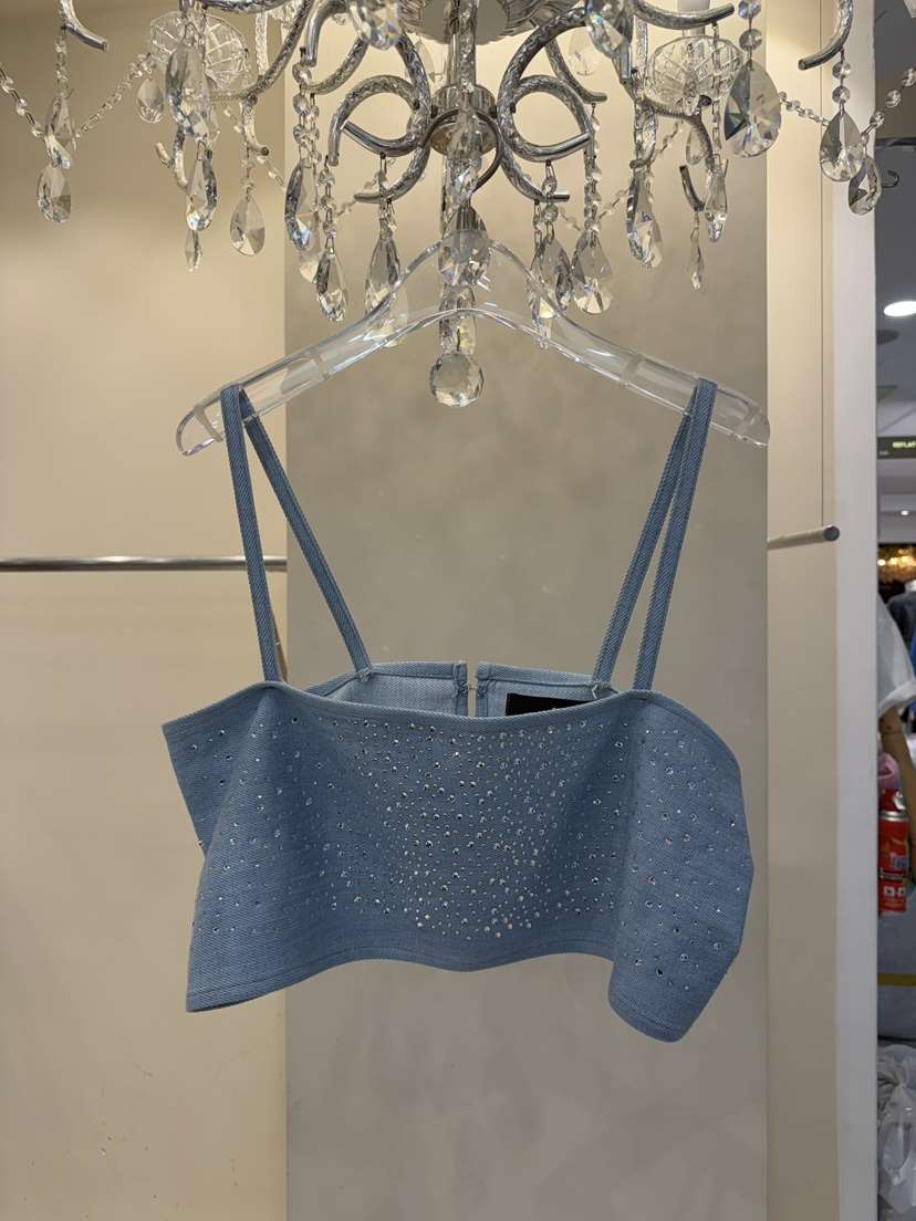 81 MARKET-L東大門代購女士新品真品推薦職業熱賣吊帶背心81 MARKET-L吊帶/背心