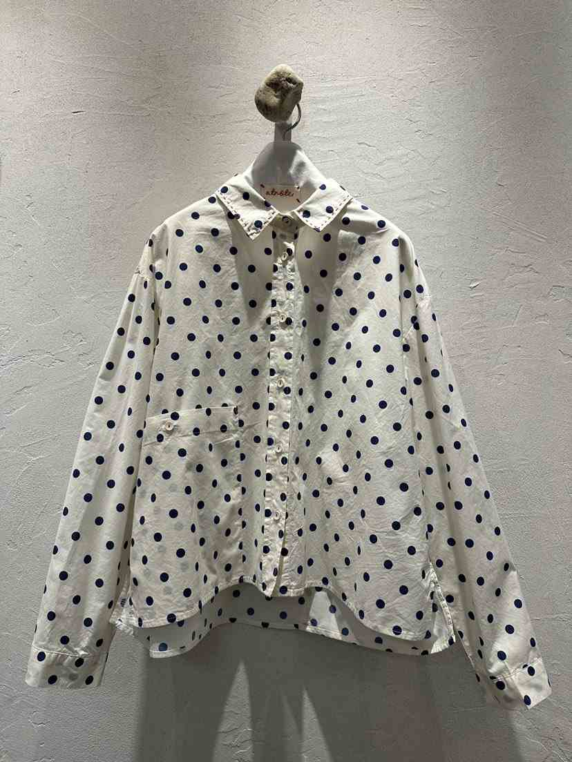 AT NOTE東大門直郵女裝新品推薦人氣真品襯衫蕾絲衫口袋AT NOTE襯衫/蕾絲衫