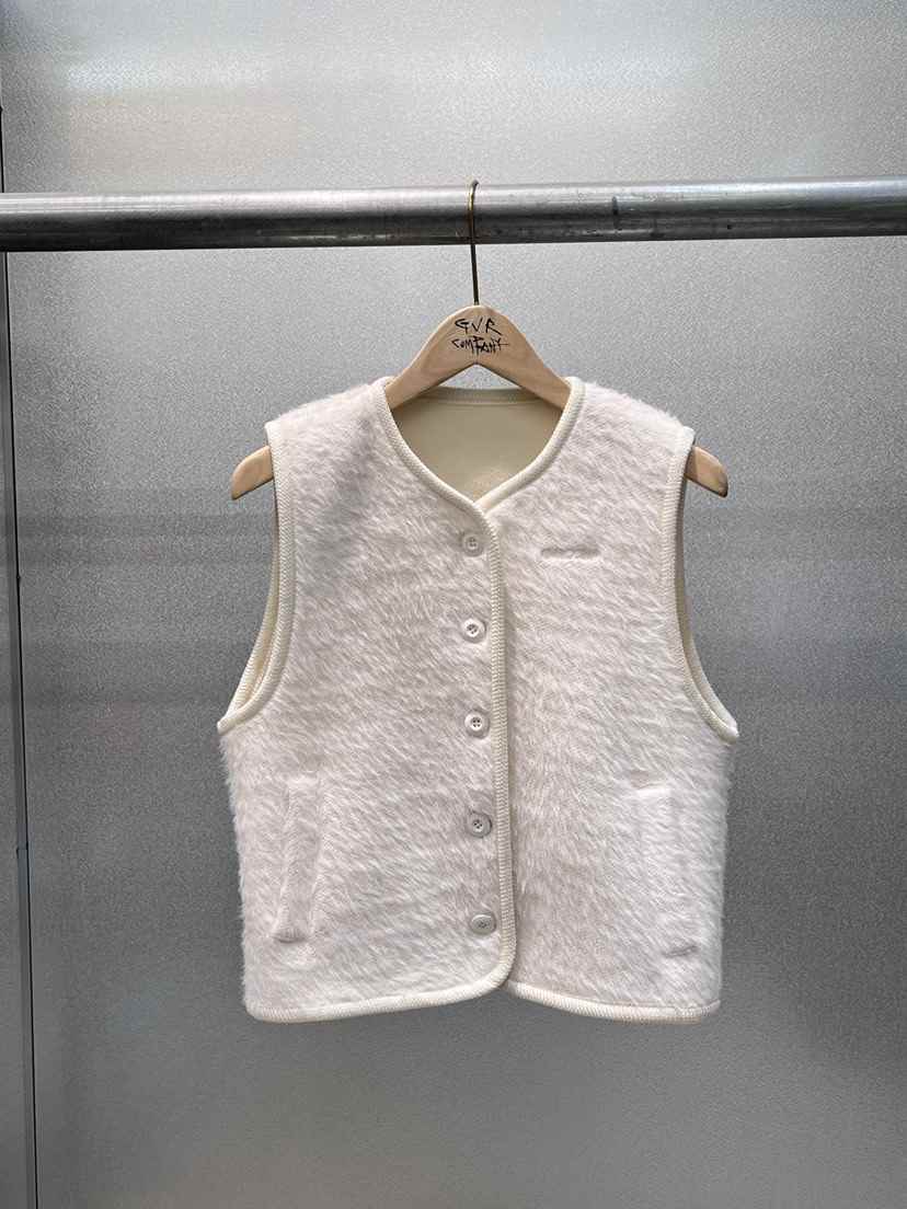 GVR COMPANY/RAWOO韓國直郵女裝新品人氣時尚馬甲安哥拉GVR COMPANY/RAWOO馬甲