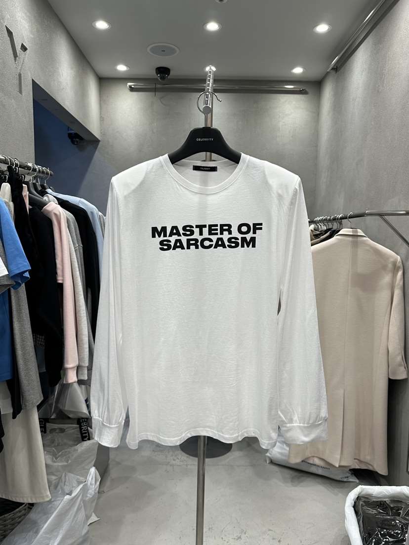 CELEBRITY-A東大門實拍女士新款推薦真品人氣時尚長袖T恤CELEBRITY-A長袖T恤