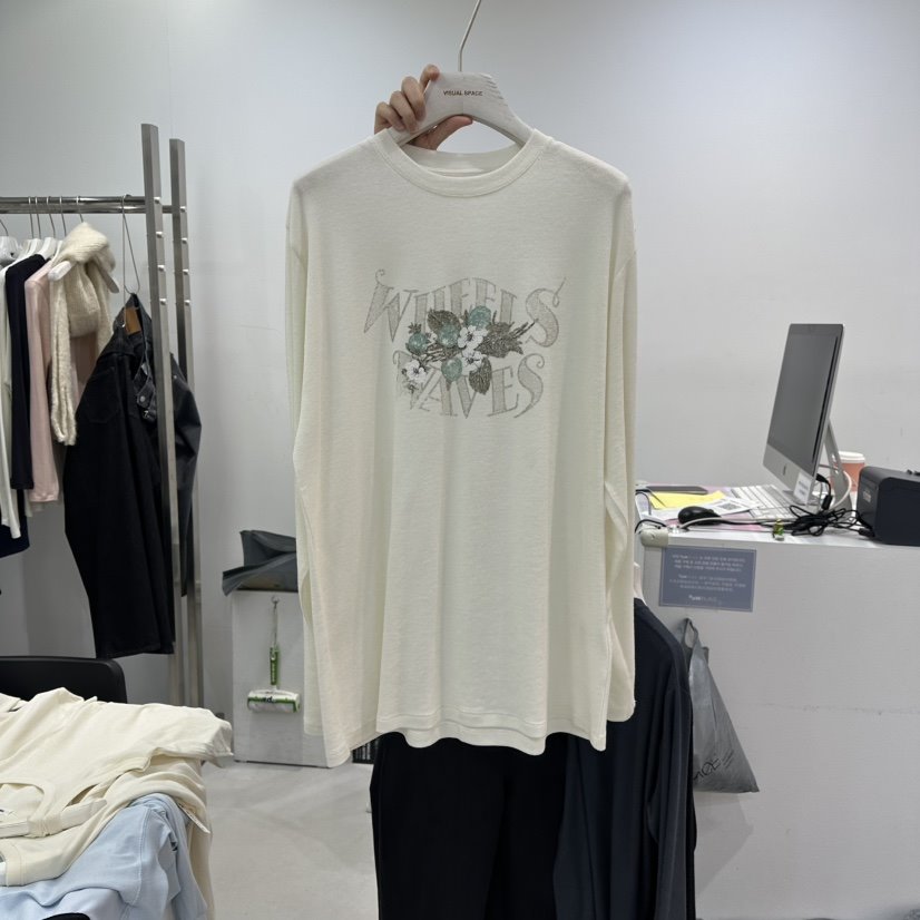 VISUAL SPACE韓國直郵女士新款真品人氣職業長袖T恤花朵VISUAL SPACE長袖T恤