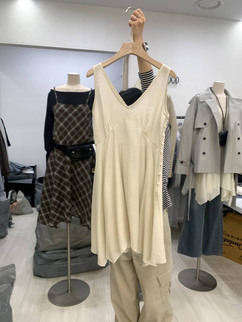 CEDARWOOD東大門實拍女裝新款人氣推薦26春夏真品休閑連衣裙CEDAR WOOD連衣裙