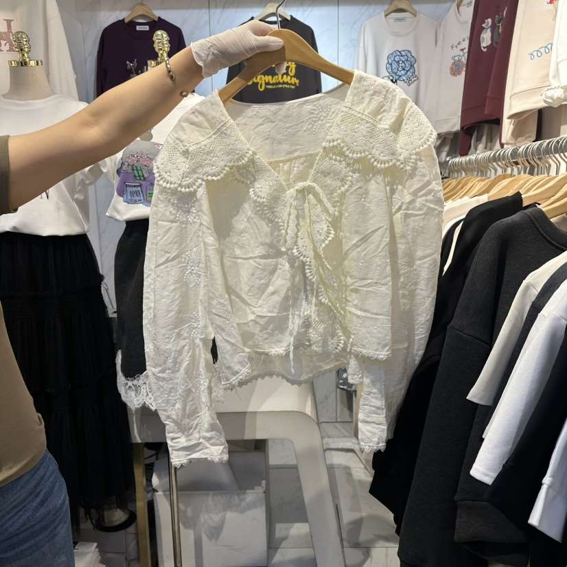 COCO HOLIC東大門實拍女士新品真品休閑時尚熱賣襯衫蕾絲衫COCO HOLIC襯衫/蕾絲衫