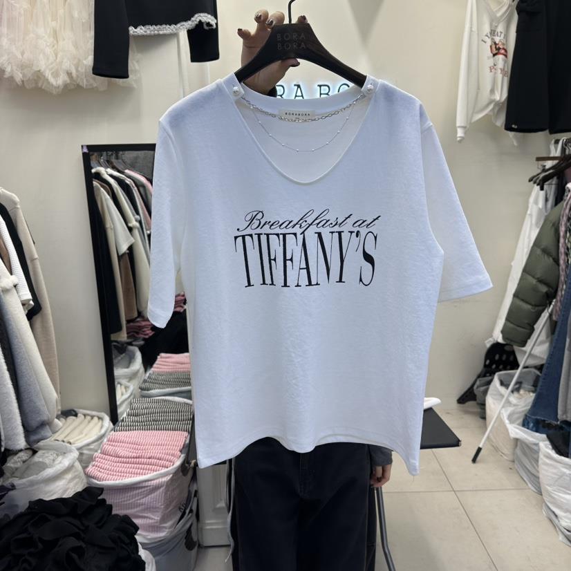 BORA BORA東大門直郵女裝新品職業人氣時尚熱賣T恤含飾品BORA BORAT恤