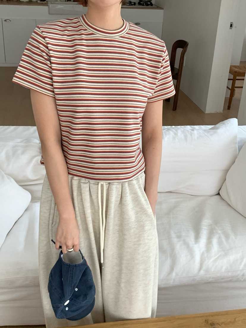 PLANTS ON GRAY韓國代購女士新品推薦人氣26春季熱賣T恤PLANTS ON GRAYT恤