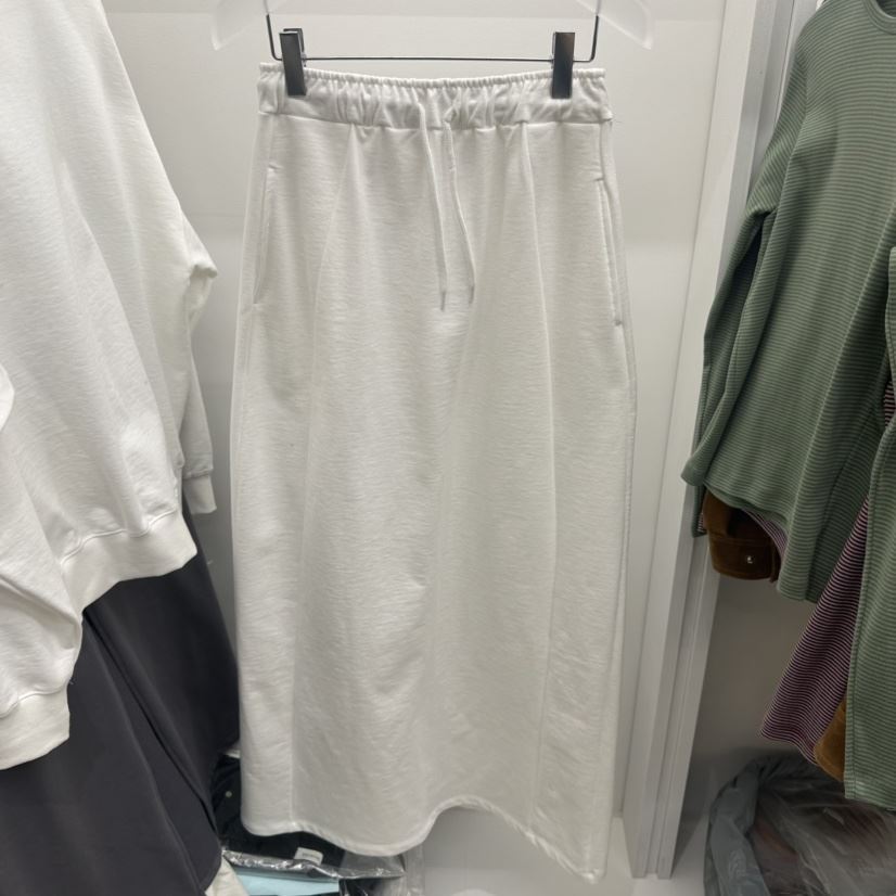 HELVETICA東大門實拍女士新款職業時尚26春夏推薦人氣長裙HELVETICA長裙