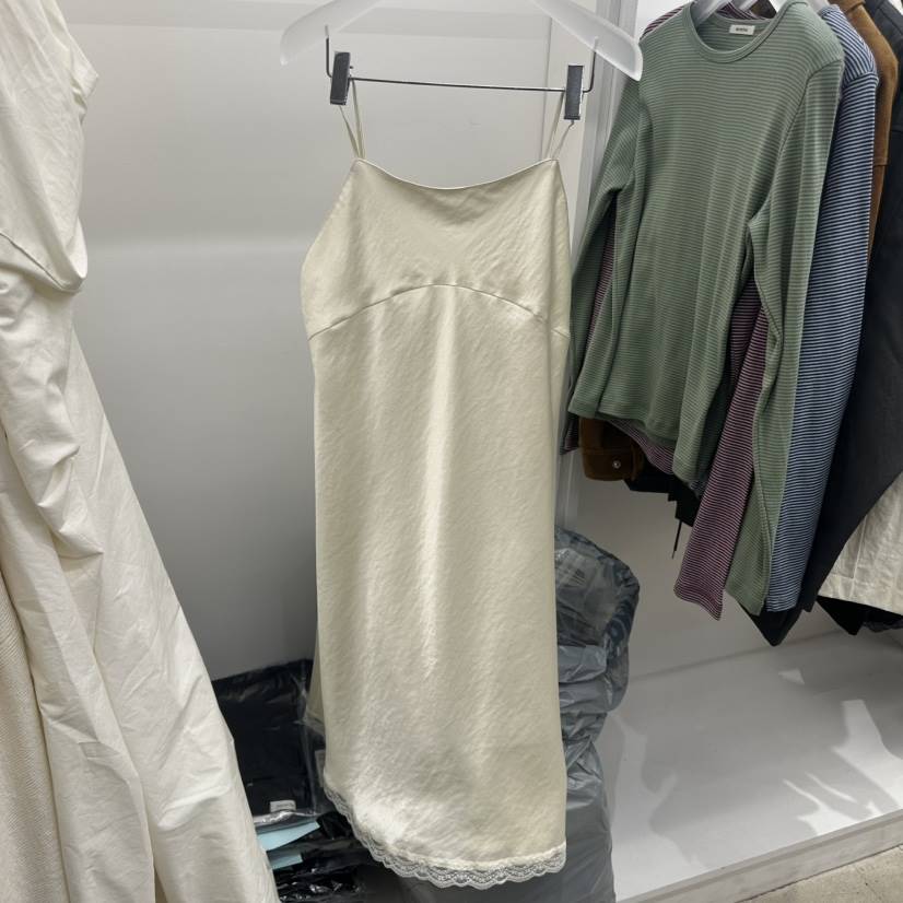 HELVETICA韓國直郵女士新品人氣推薦時尚真品26春夏連衣裙HELVETICA連衣裙