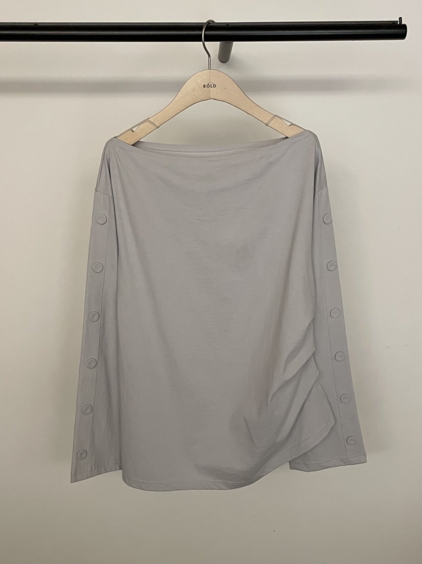 BOLD-A韓國直郵女士新款人氣休閑26春夏長袖T恤露肩紐扣RE BOLD長袖T恤