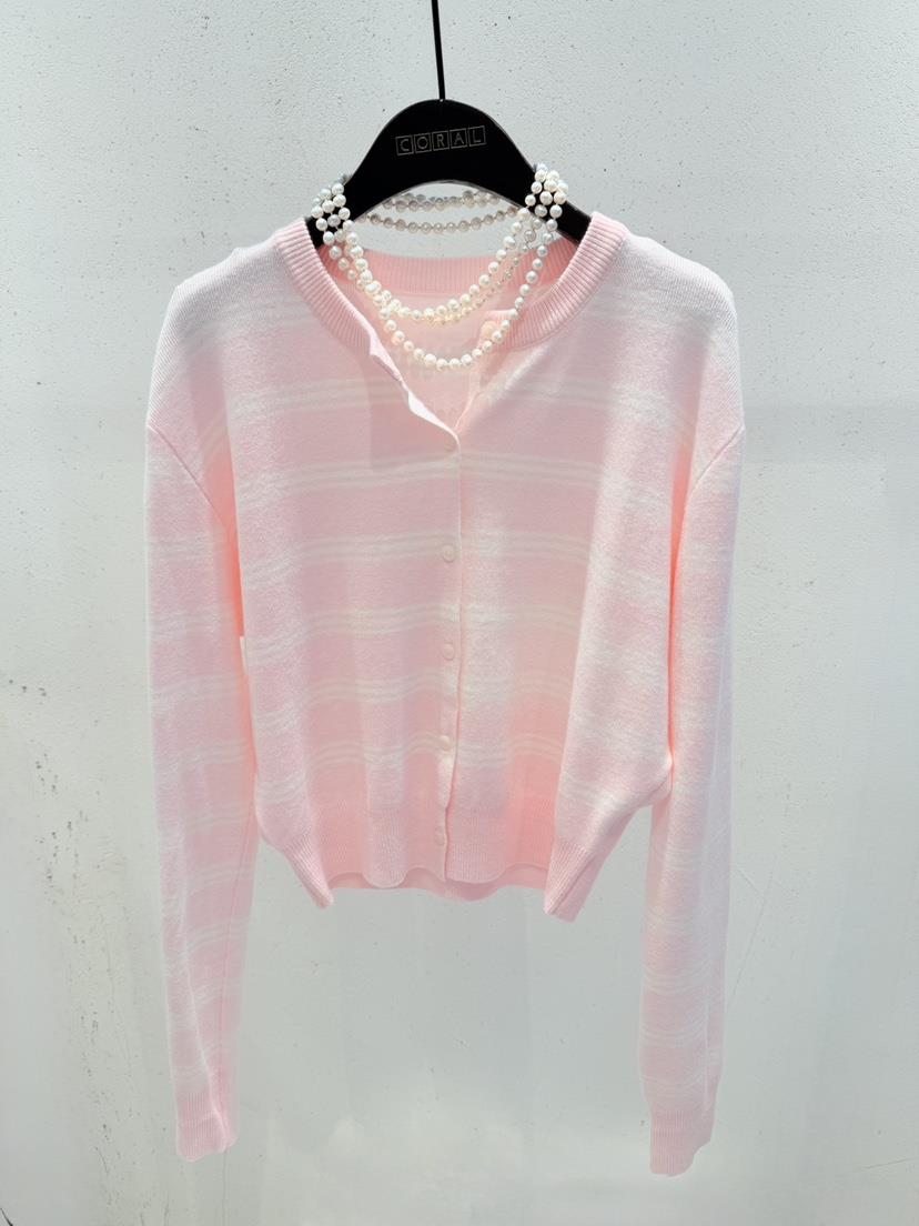 CORAL東大門代購女裝新款推薦26春夏職業熱賣針織衫不含項鏈CORAL針織衫