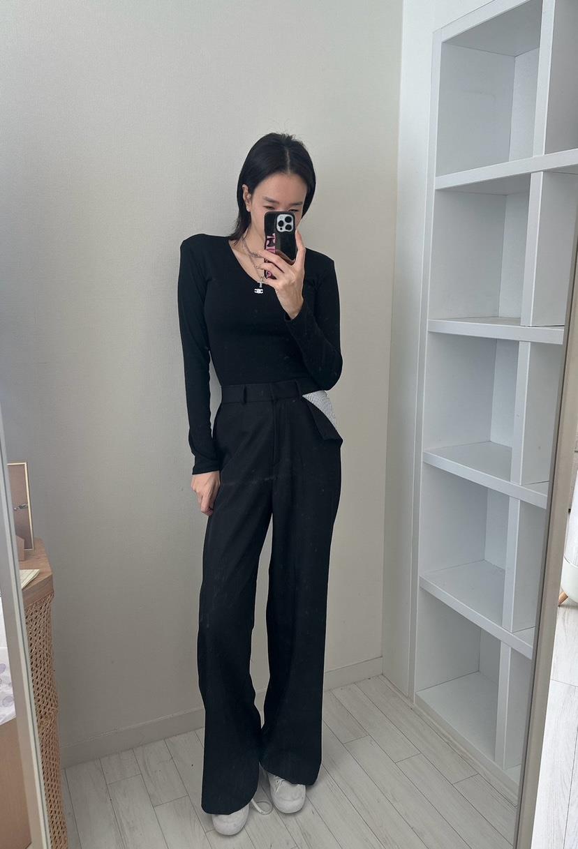 SOUIT韓國直郵女士新款推薦時尚熱賣職業人氣26春夏長袖T恤SOUIT by mabel-L長袖T恤