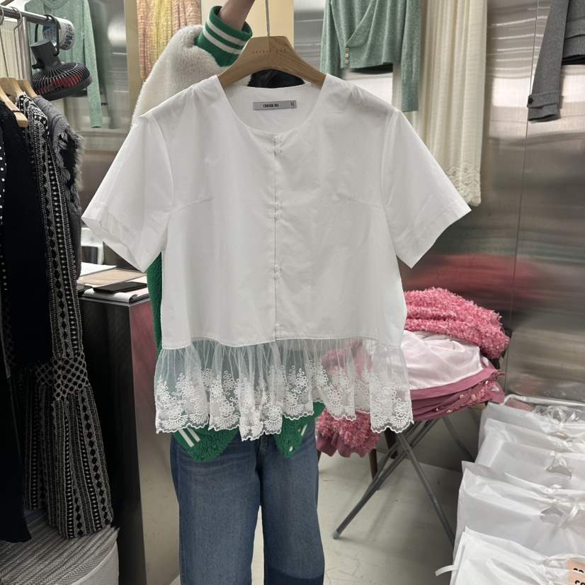 CORNER韓國直郵女裝新款休閑熱賣職業襯衫蕾絲衫蕾絲紐扣CORNER.302襯衫/蕾絲衫