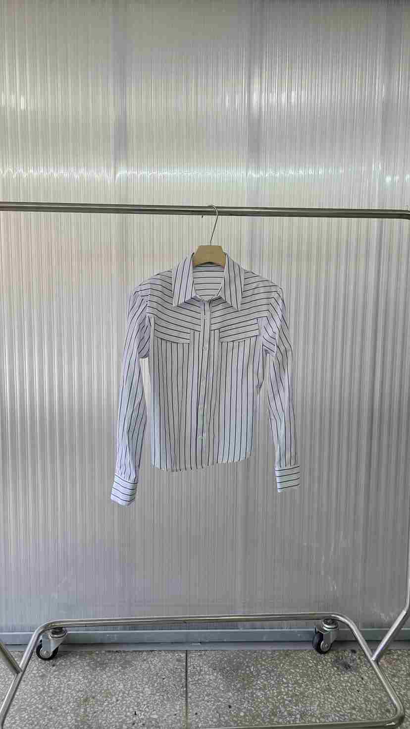 LIMLIMLIM東大門直郵女士新款真品時尚熱賣推薦襯衫蕾絲衫LIM LIM LIM襯衫/蕾絲衫