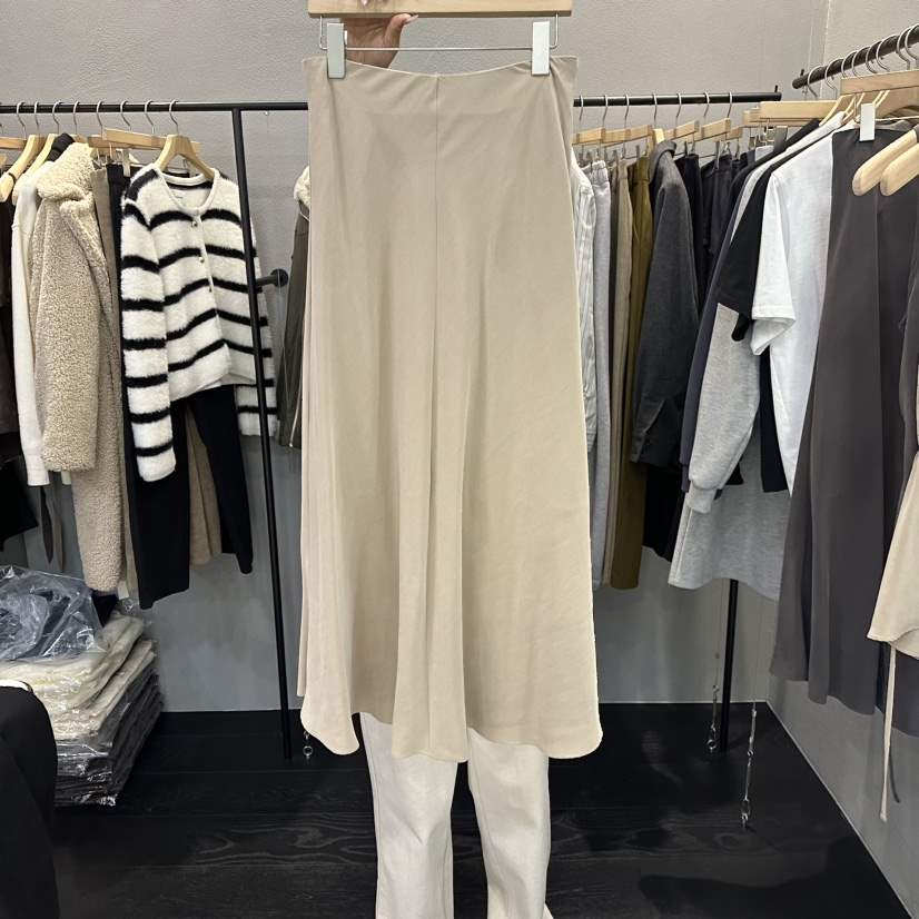 FLAMME TOIT/LUNAMDE韓國直郵女裝新款職業26春夏人氣長裙FLAMME TOIT/LUNAMDE長裙