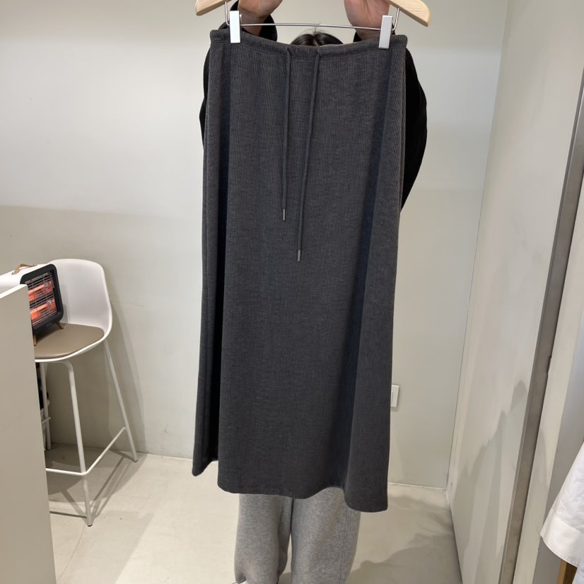 OUTRENE韓國代購女士新品時尚人氣休閑熱賣推薦26春夏長裙OUTRENE長裙