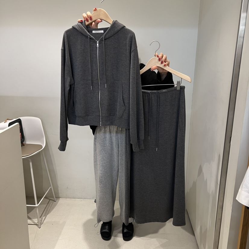 OUTRENE韓國代購女士新款熱賣推薦休閑人氣26春夏套裝套裝OUTRENE套裝