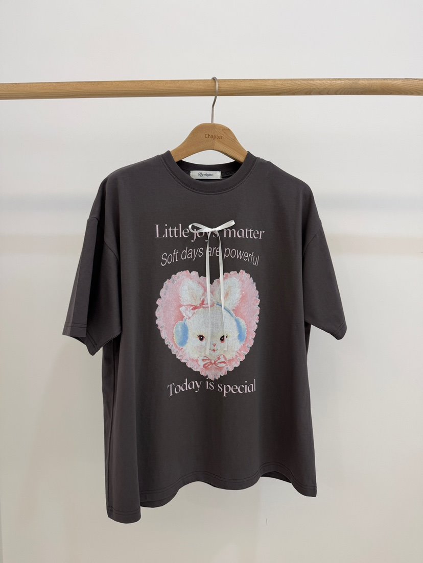 BY CHAPTER東大門代購女士新款真品時尚T恤不含內搭兔子BY ChapterT恤