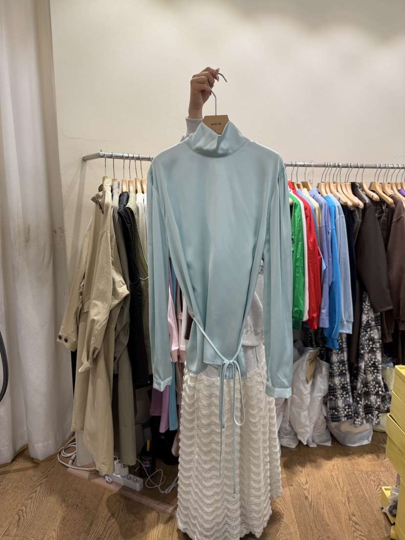 AUVERFIT東大門實拍女裝新款時尚26春夏襯衫蕾絲衫含腰繩AUVERFIT襯衫/蕾絲衫