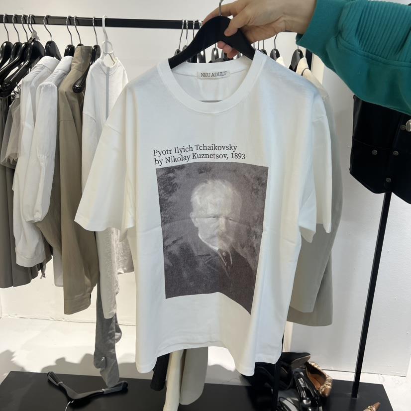 NEU ADULT東大門實拍女士新品休閑職業推薦真品人氣熱賣T恤NEU ADULTT恤