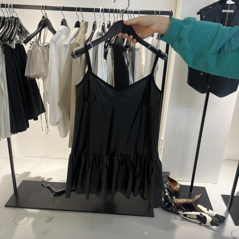 NEU ADULT韓國直郵女裝新品真品時尚職業休閑連衣裙皮革NEU ADULT連衣裙
